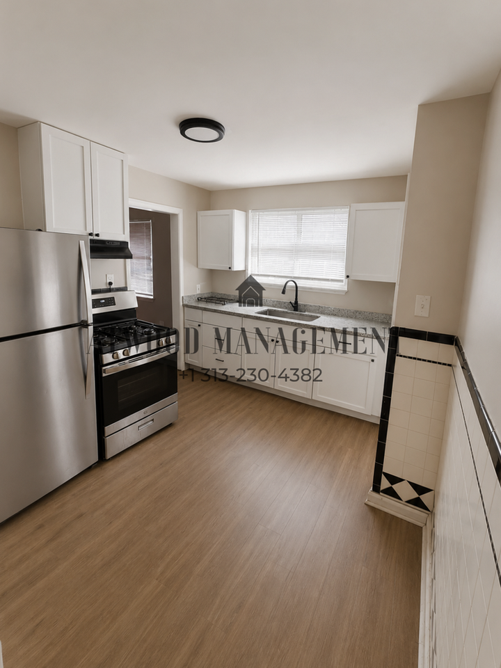 9755 Wayburn St - Photo 2 of 9