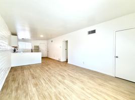 featured image of 1620 E Adelaide Dr