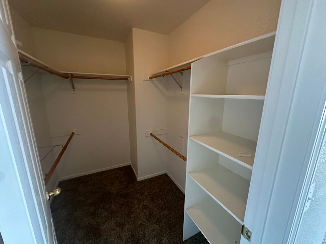 17878 Empire Ct - Photo 5 of 15