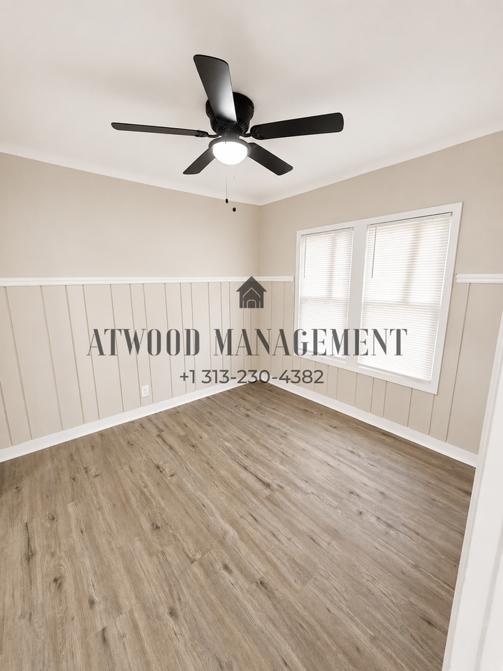 5028 Bedford St - Photo 5 of 12