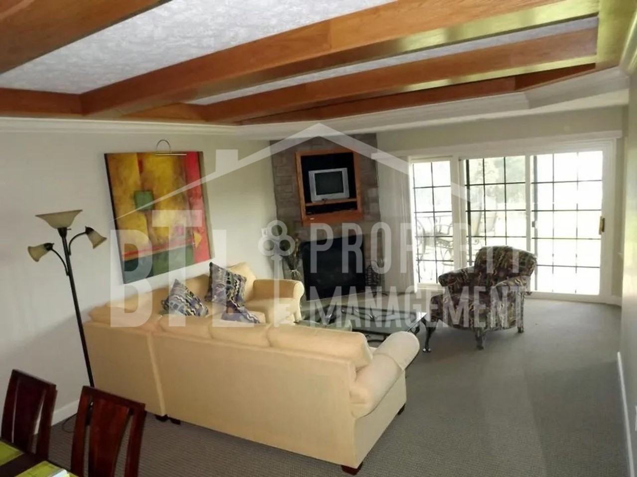 250 Lakewood Dr - Photo 6 of 21