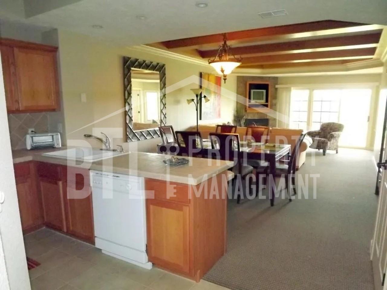 250 Lakewood Dr - Photo 7 of 21
