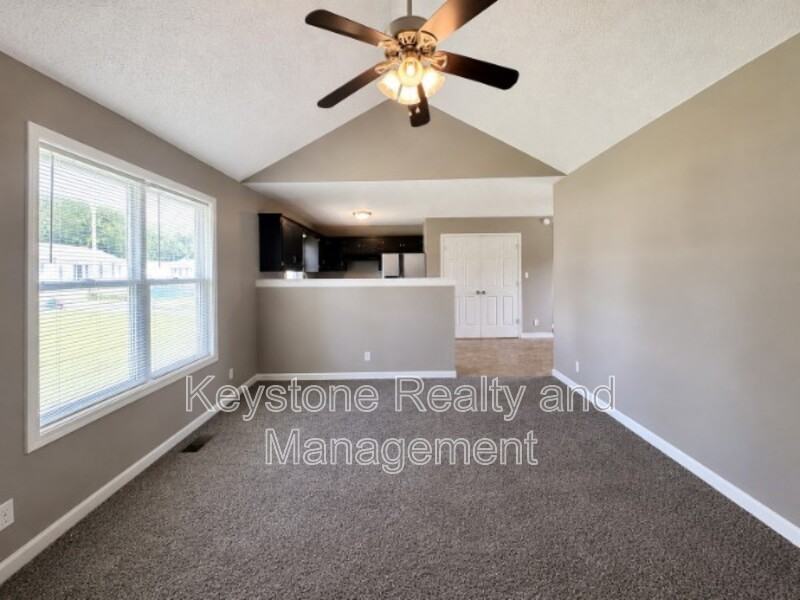 1920 Timberline Cir - Photo 2 of 11