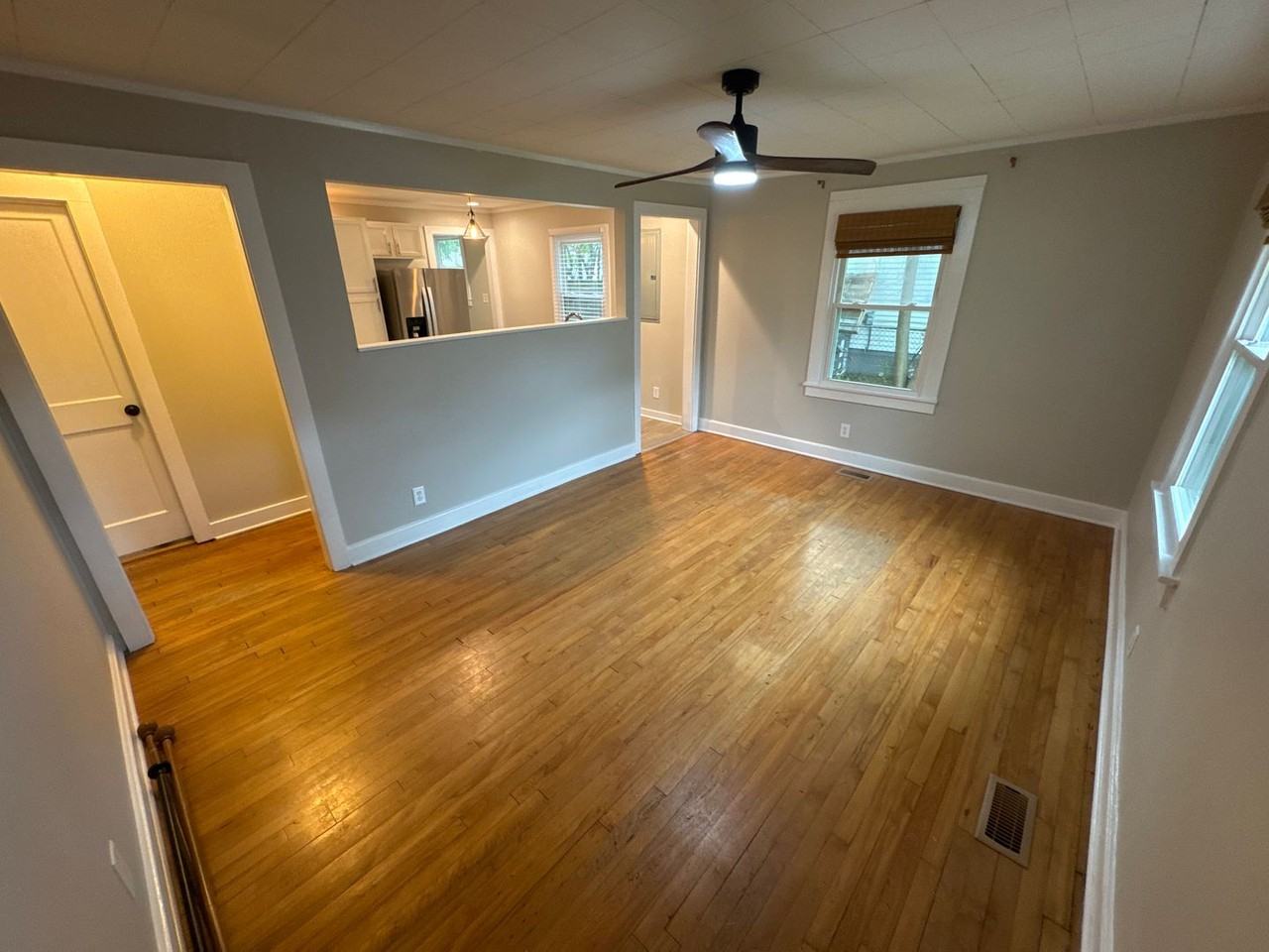 321 Hickory St - Photo 5 of 13