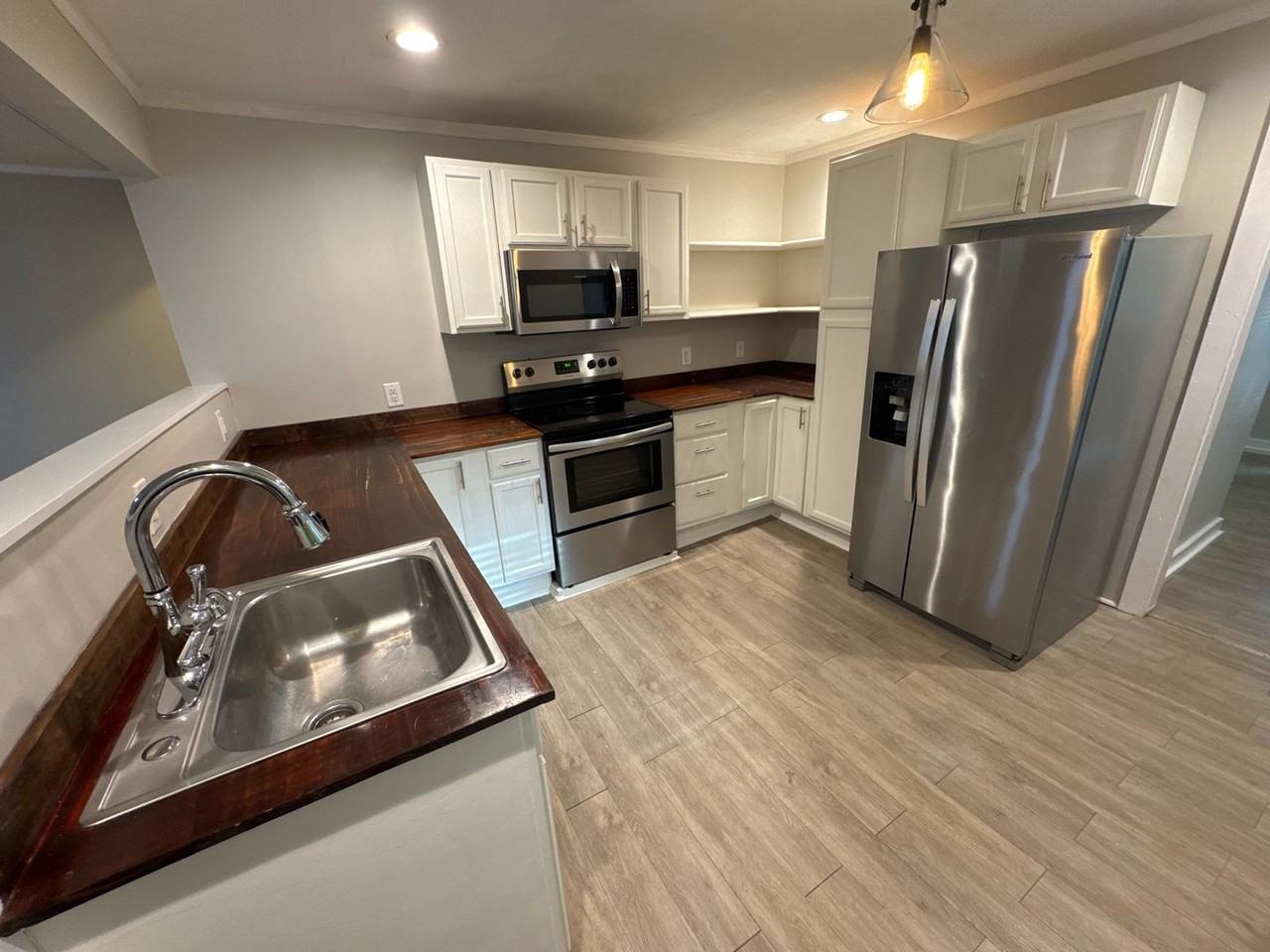 321 Hickory St - Photo 6 of 13