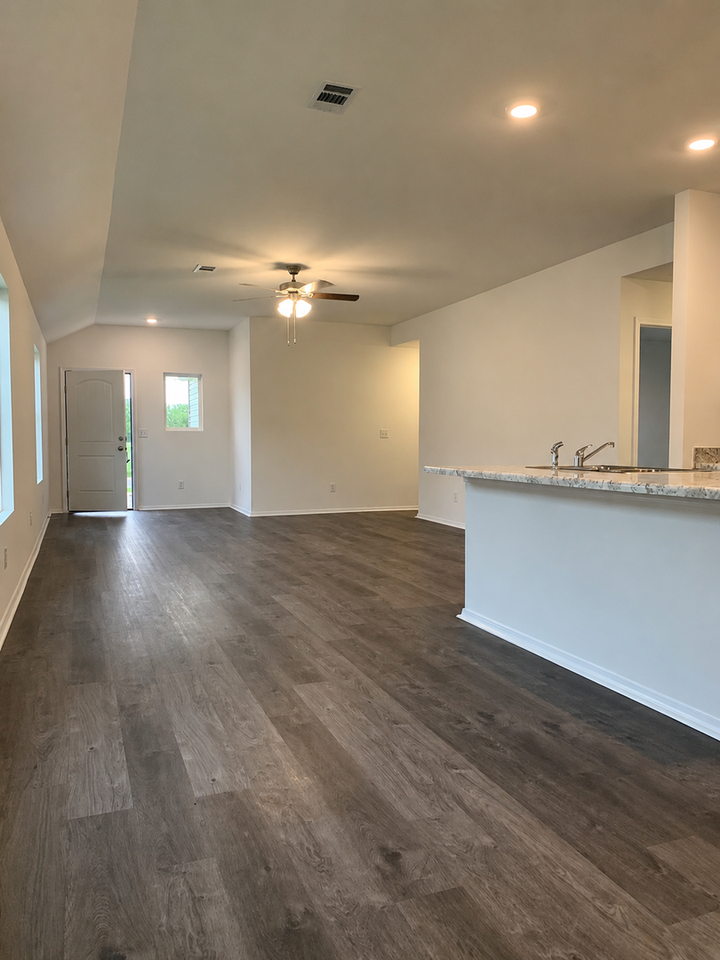 5810 Boone St - Photo 3 of 18