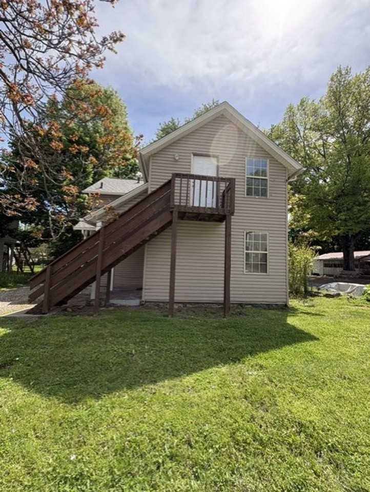 653 Sherman St Akron OH 44311 MFH2 .T2 - Photo 3 of 21