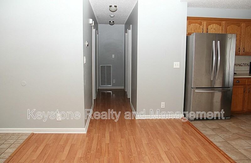 3826 Angelise Ln - Photo 7 of 14