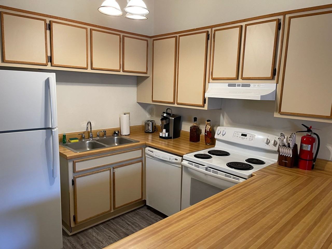 1189 Ocala Rd - Photo 6 of 11