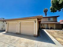 975 Owsley Ave - Photo 1 of 1
