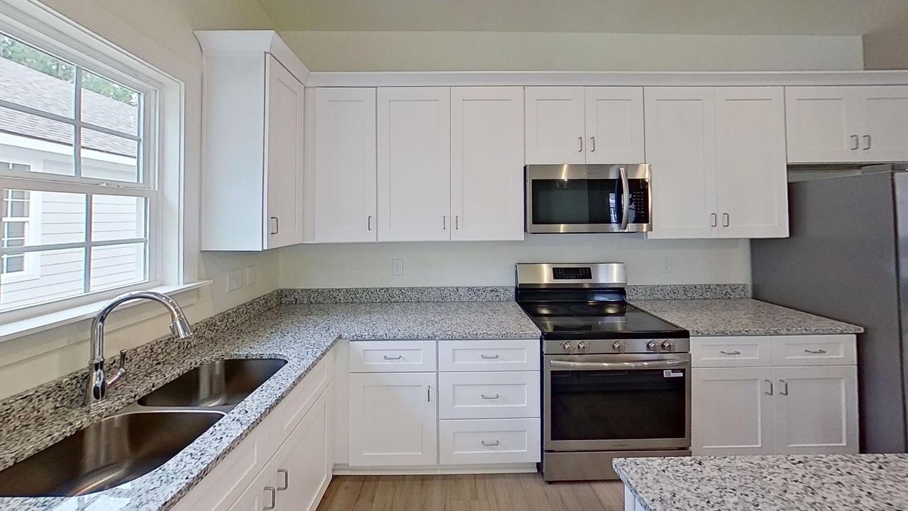 38 S 1st St - Photo 5 of 20
