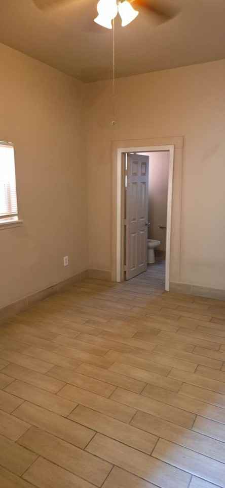 3419 Sealy St - Photo 4 of 21