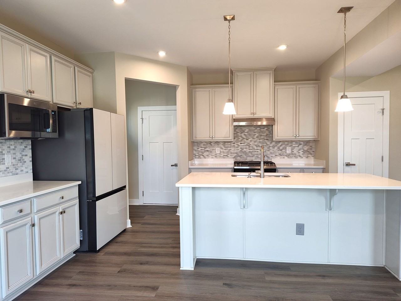 1208 Hinson Forest Rd - Photo 2 of 26