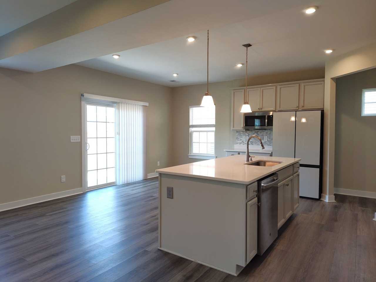 1208 Hinson Forest Rd - Photo 5 of 26