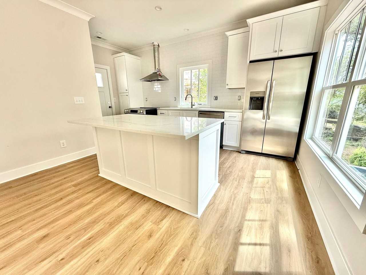 508B Dowd St - Photo 4 of 10