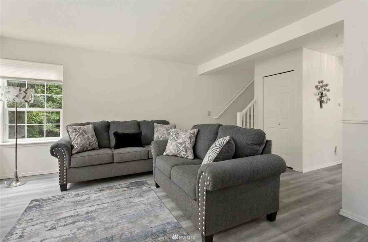 1926 S 368th Pl #206 - Photo 4 of 30