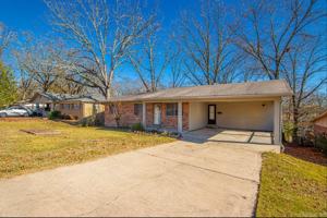 featured image of 4704 N Cypress St