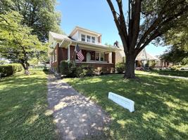 featured image of 3101 Teal Ave