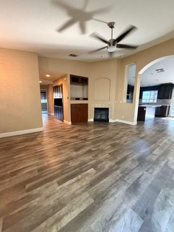 9836 Imperia Ct - Photo 3 of 28