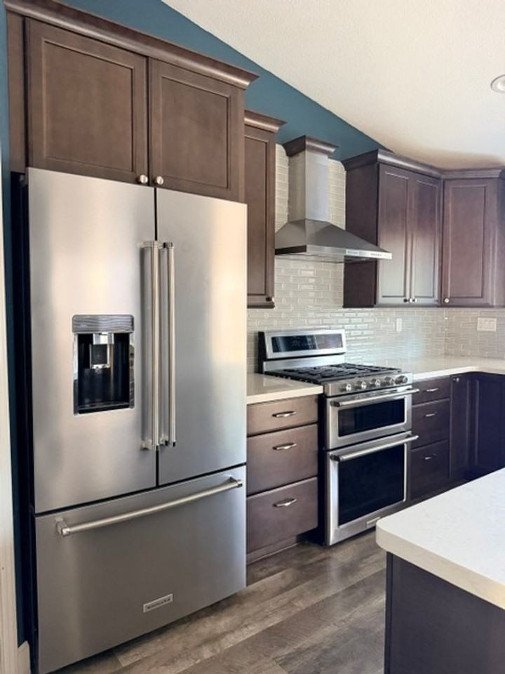 9836 Imperia Ct - Photo 6 of 28