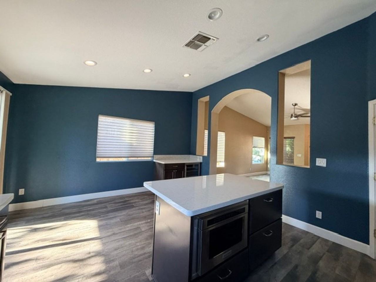 9836 Imperia Ct - Photo 7 of 28
