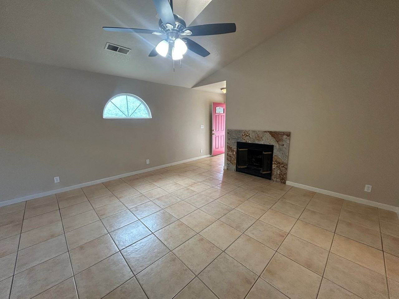 2924 Merle Ave - Photo 3 of 29