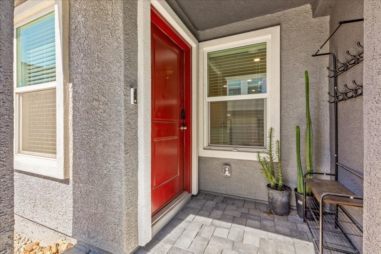 9366 Soothing Sea St - Photo 3 of 20