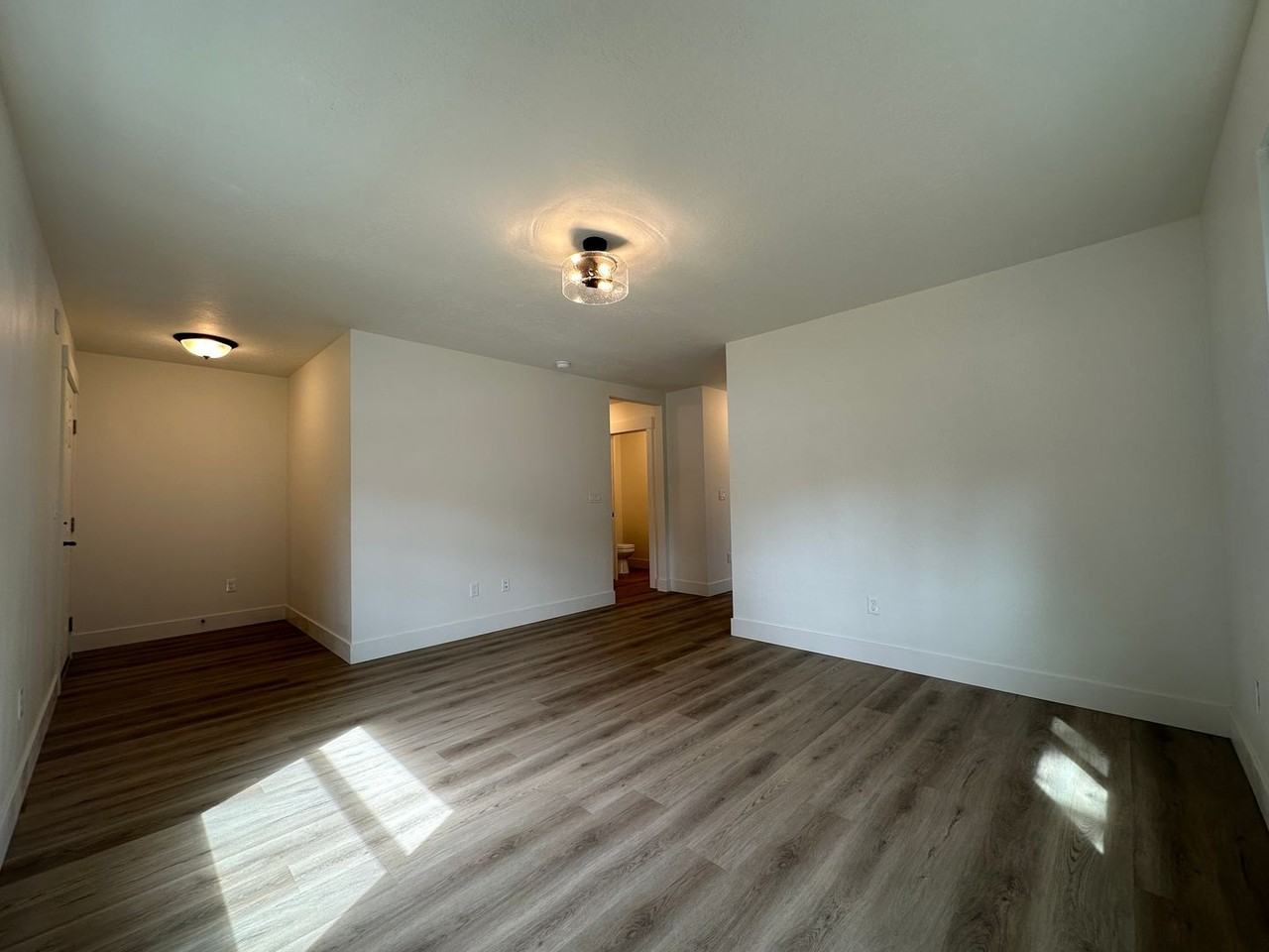 812 2nd St N - Photo 3 of 14