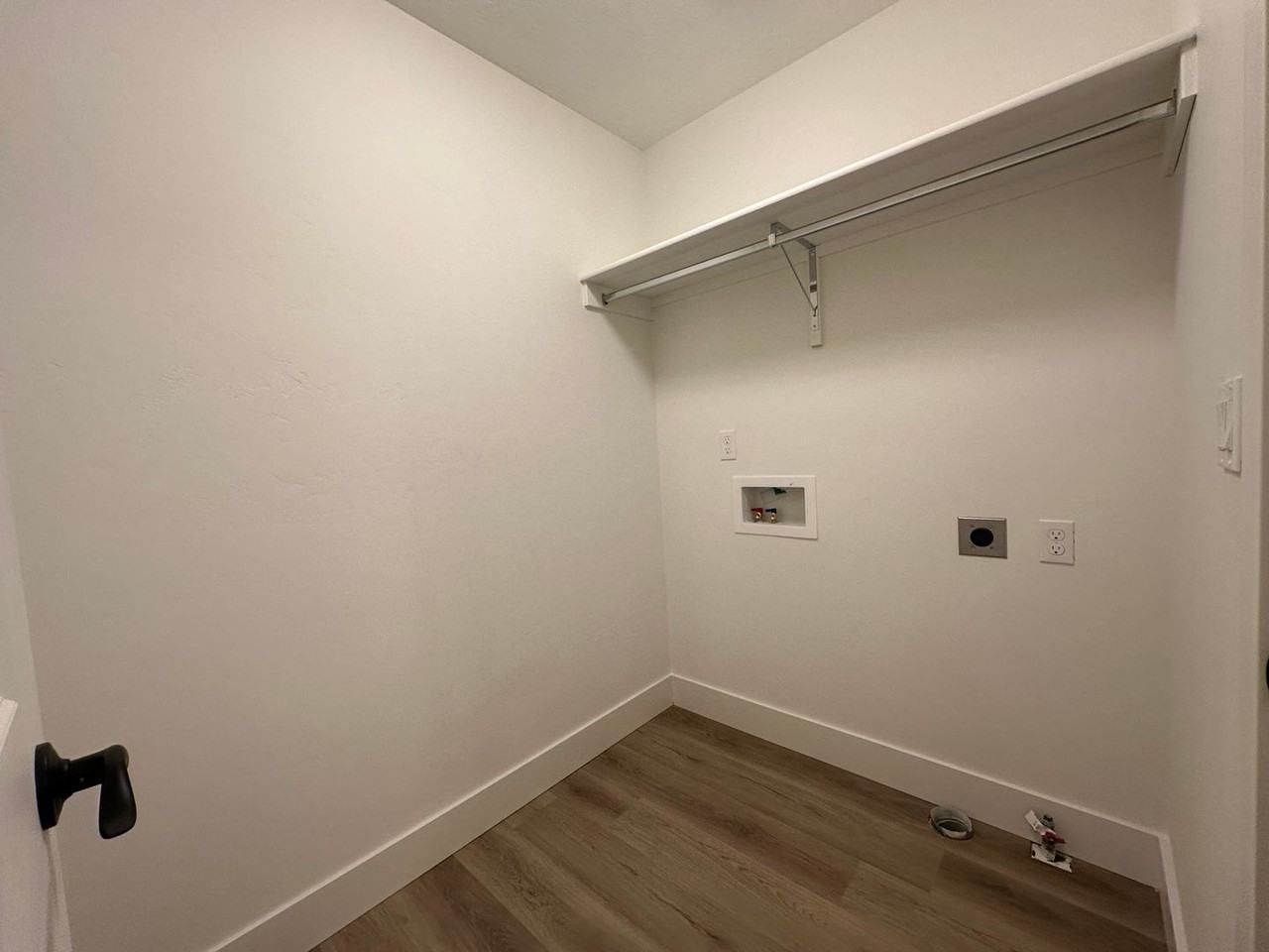 812 2nd St N - Photo 7 of 14