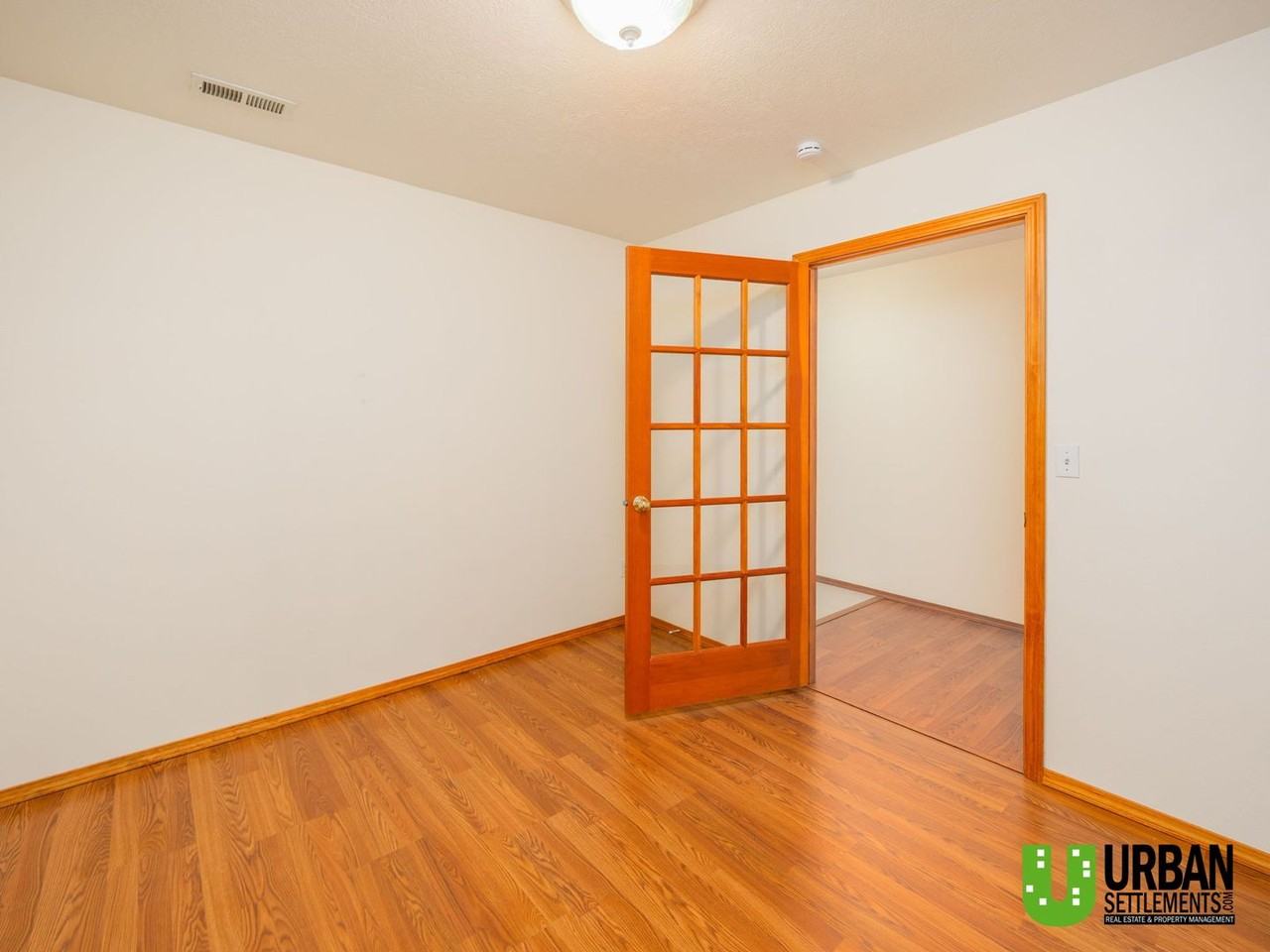 18425 E Sprague Ave - Photo 4 of 23