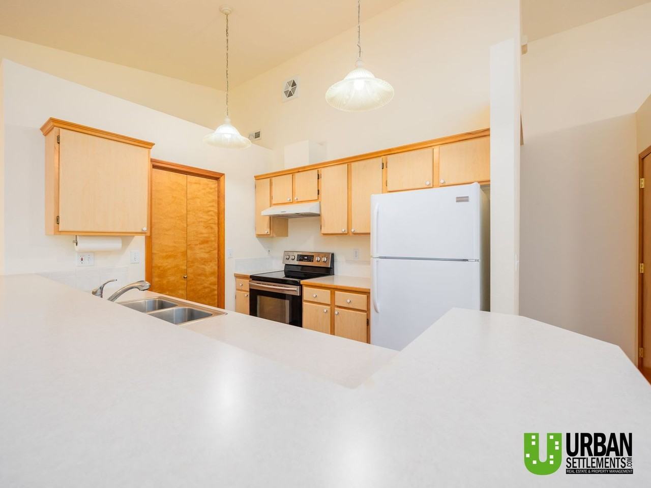 18425 E Sprague Ave - Photo 7 of 23