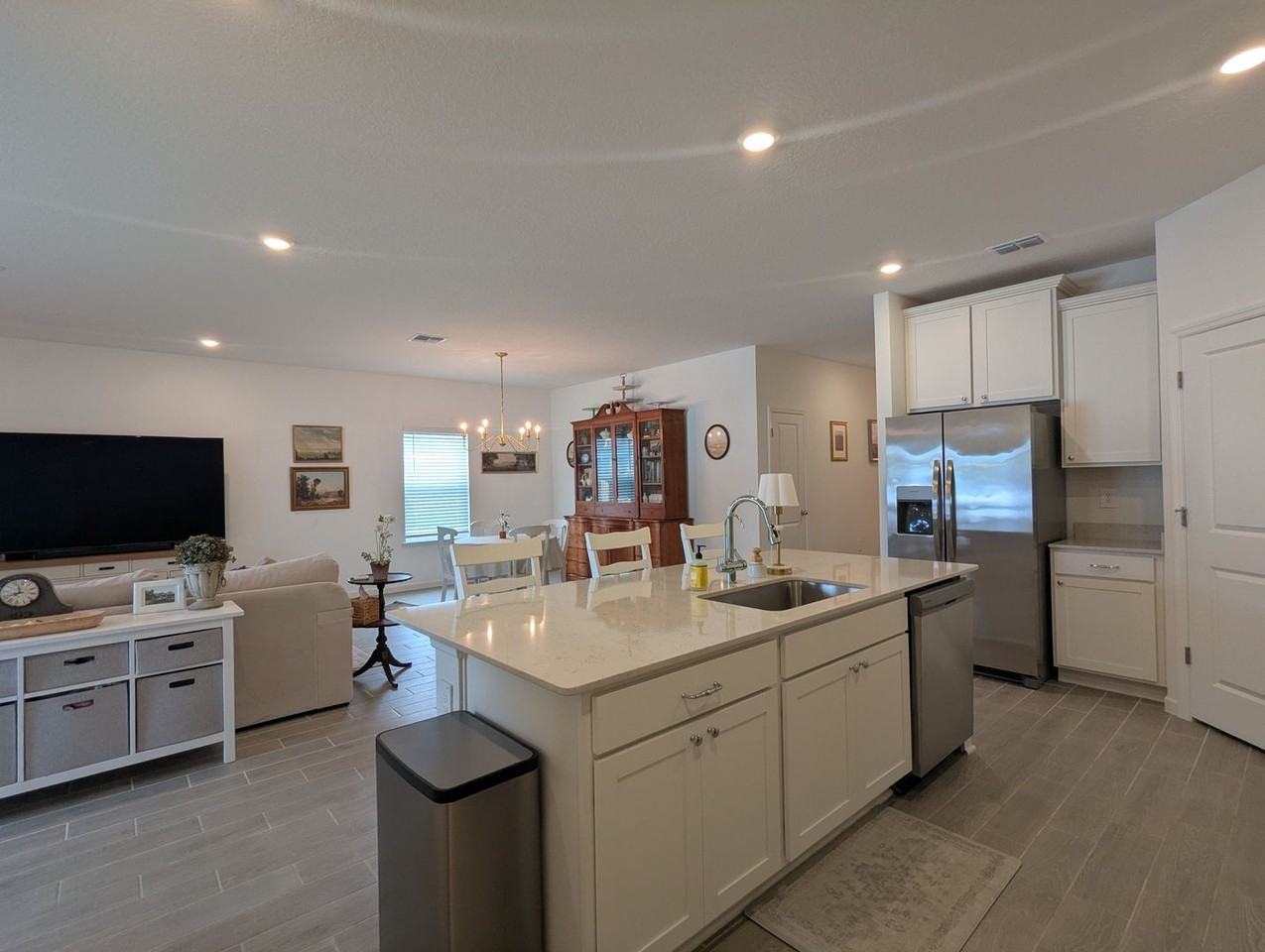 12568 Nw 138th Dr - Photo 4 of 50
