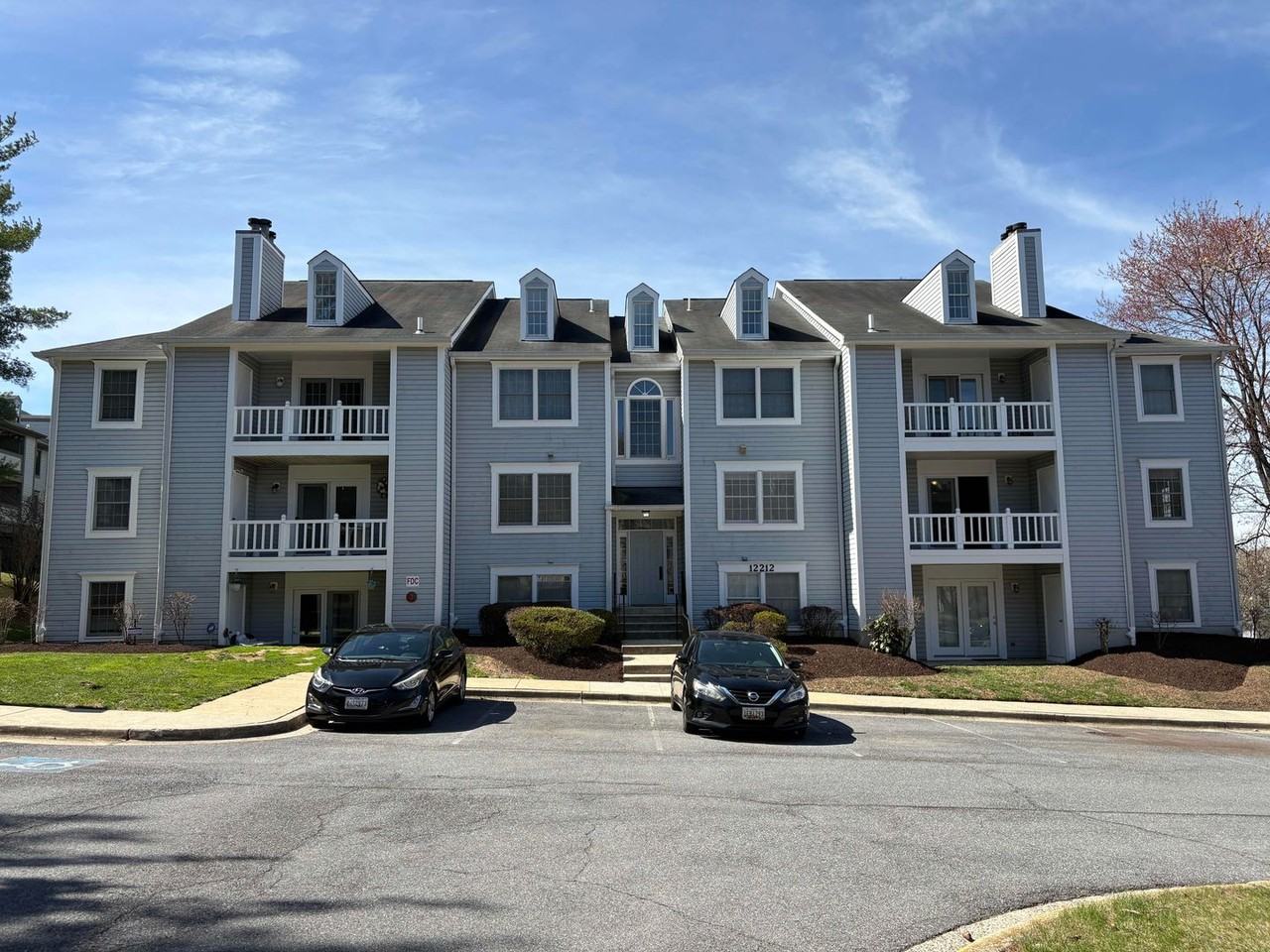12212 Eagles Nest Ct #H - Photo 3 of 50