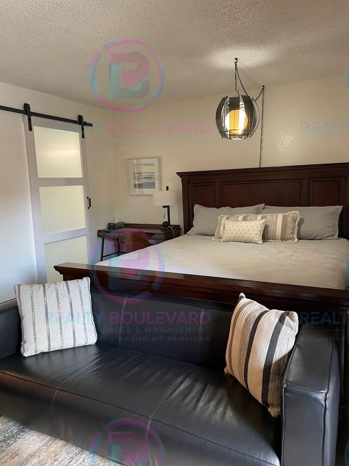 2450 Lymbery St Apt 230 - Photo 5 of 17