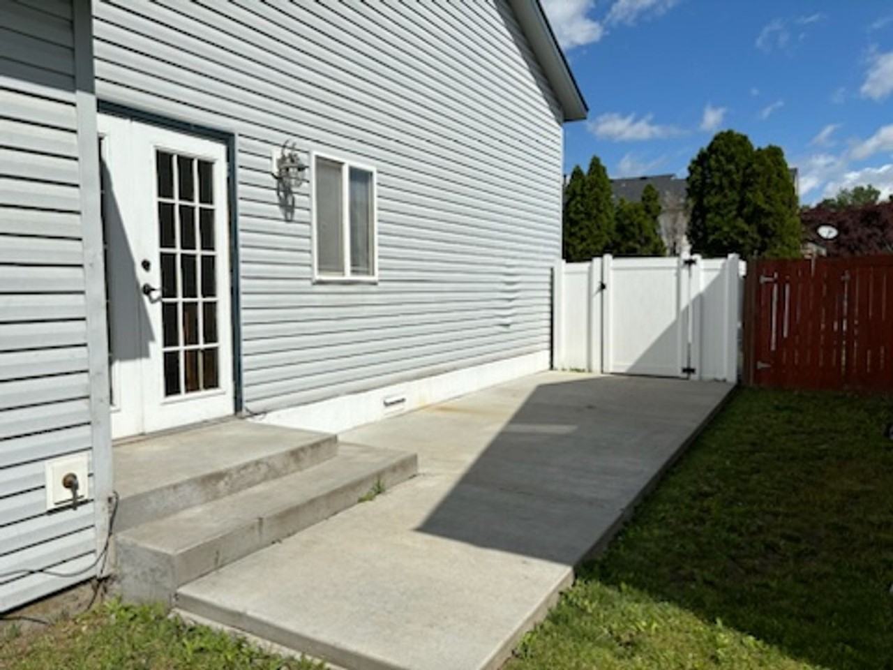 2581 W Grenoble Ln - Photo 6 of 25