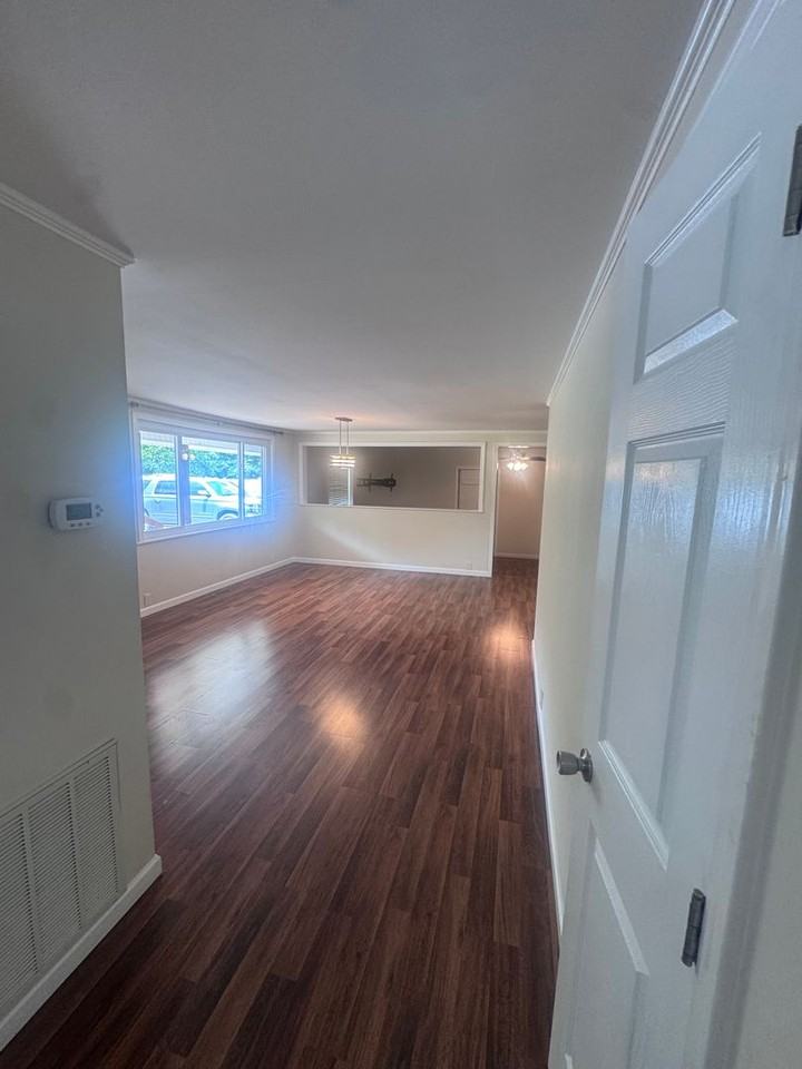 8516 Heiskell Rd - Photo 5 of 29