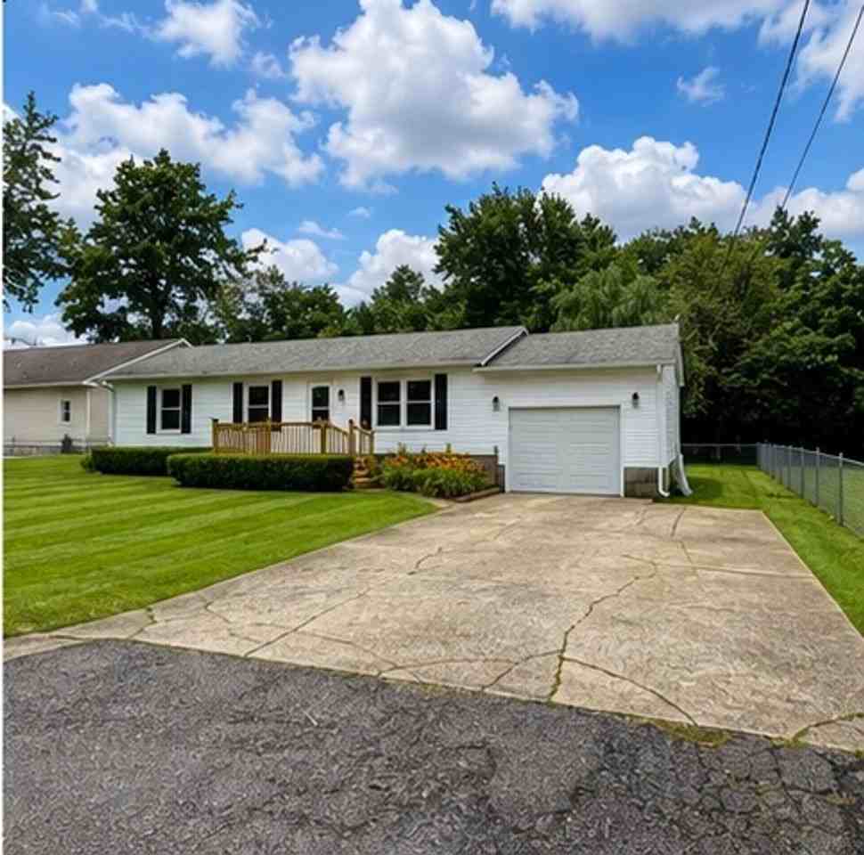 1208 Morgan Ave - Photo 2 of 12