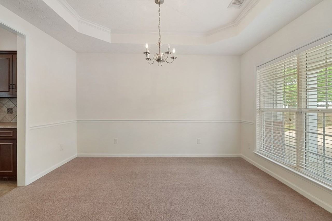 5186 Freedom Ridge Ct - Photo 4 of 27