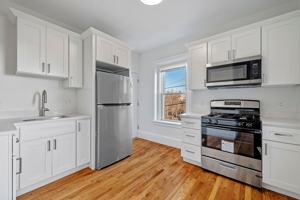 featured image of 305 Medford St