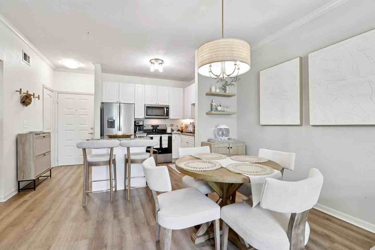 4221 W Spruce St - Photo 5 of 11