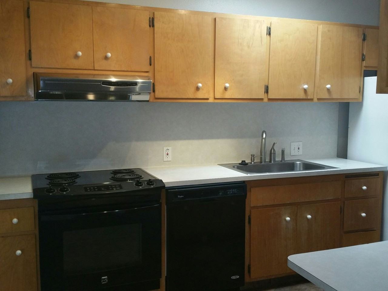 405 Jardin Pl - Photo 4 of 13