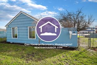 635 Se Fidalgo Ave - Photo 1 of 1