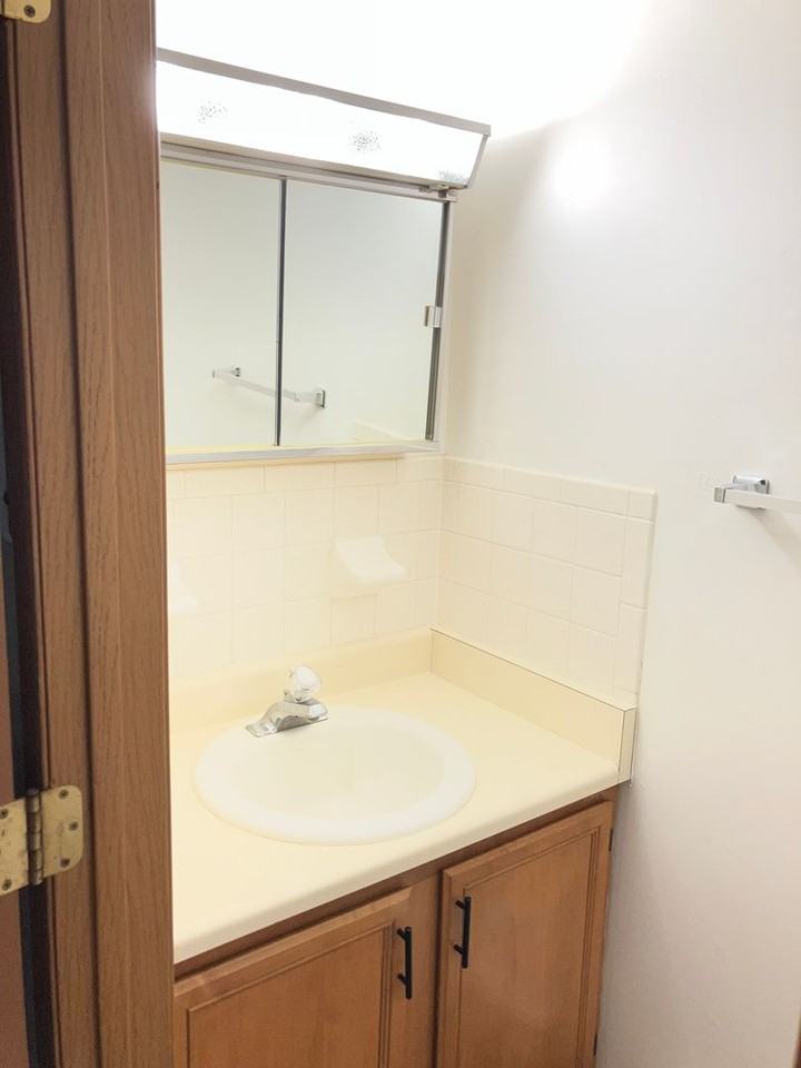 1205 Bunker Hill Rd #D - Photo 7 of 14