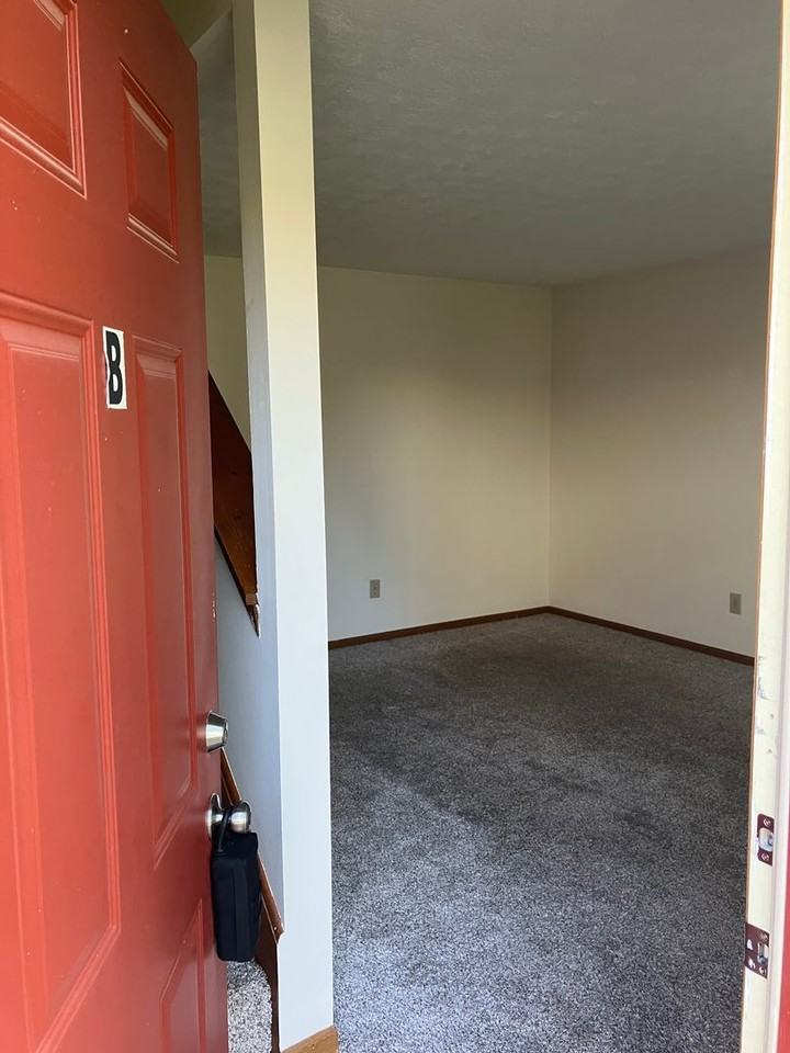 1220 Bunker Hill Rd #B - Photo 2 of 16