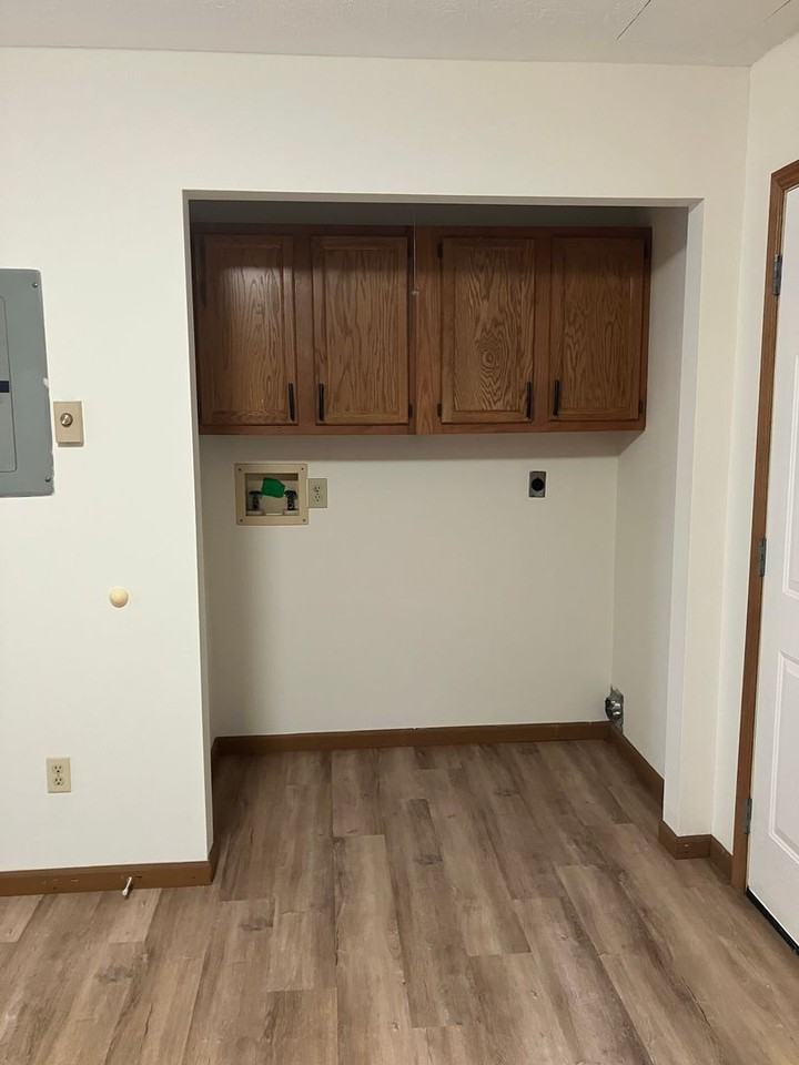 1220 Bunker Hill Rd #B - Photo 7 of 16