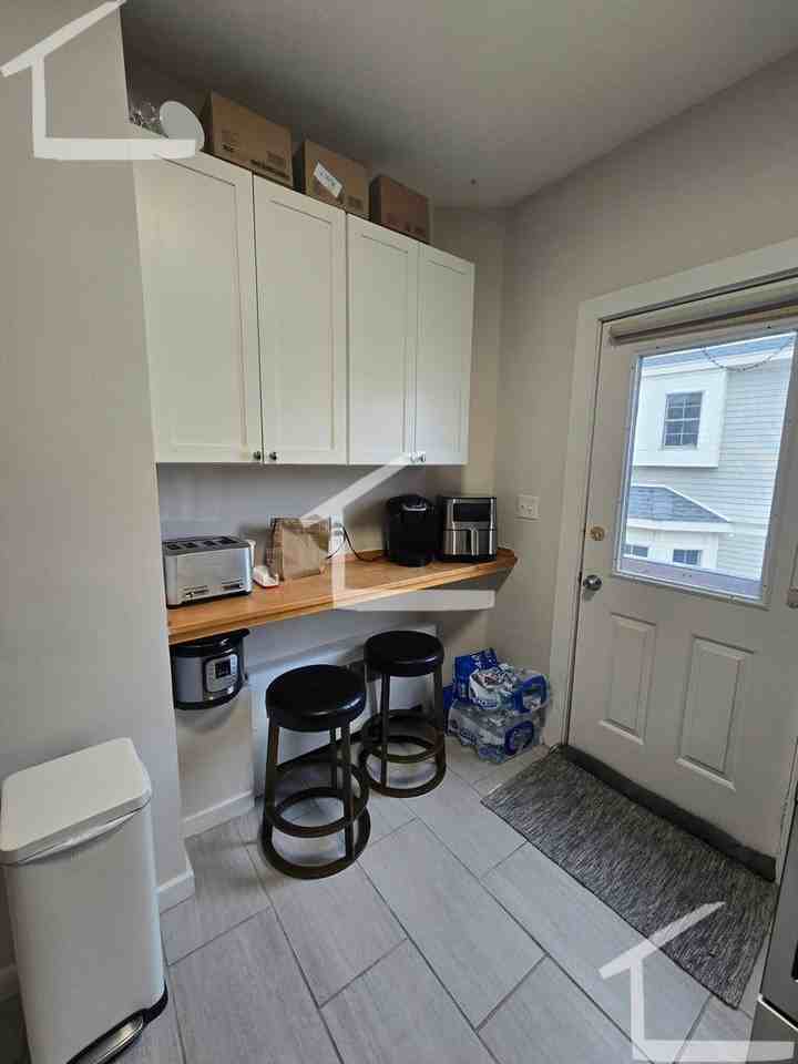4B Pearl St - Photo 2 of 12