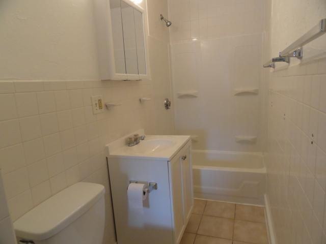 38 Bond St ##2r - Photo 5 of 6