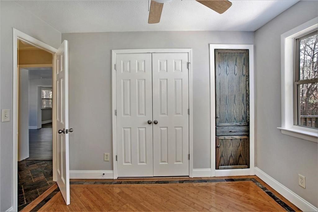 5345 Sugar Ridge Dr - Photo 5 of 14