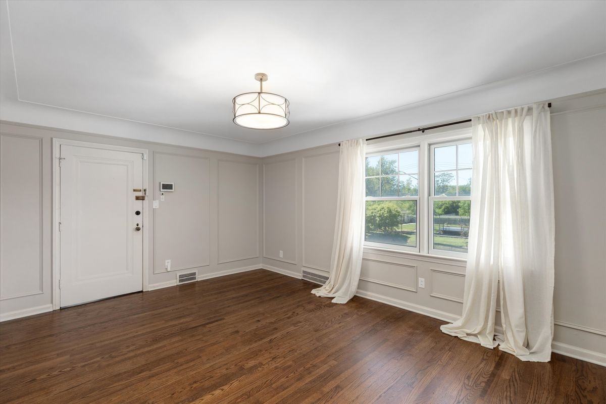 674 Alter Rd - Photo 5 of 13