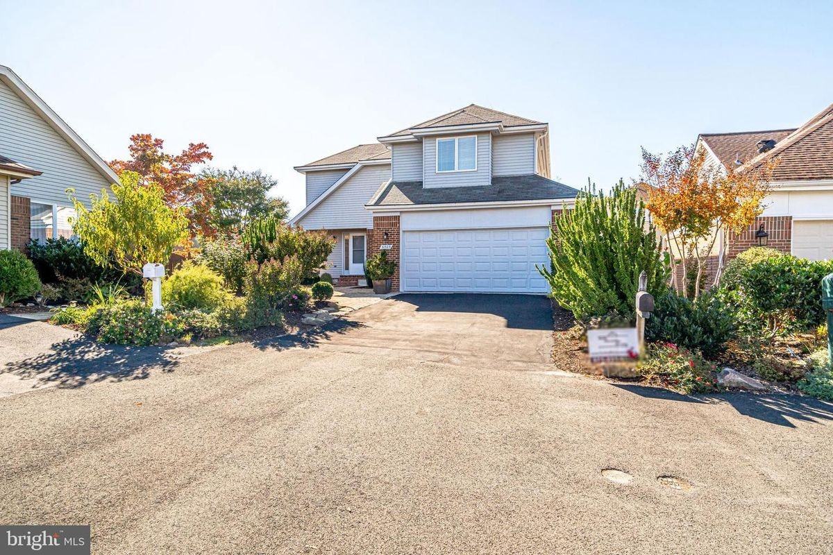 6505 Gretna Green Way